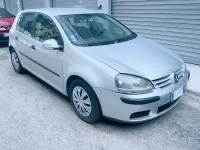 Usata VW Golf IV 105 CV (77 kW) 2004 Grigio Utilitaria