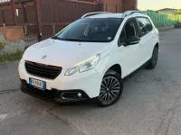 Usata Peugeot 2008 Active 75 CV (55 kW) 2016 Bianco SUV