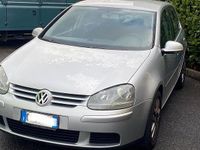 Usata VW Golf V 136 CV (100 kW) 2005 Grigio Berlina