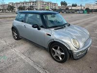Usata Mini Cooper 116 CV (85 kW) 2001 Grigio Utilitaria