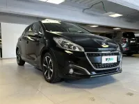 Usata Peugeot 208 Signature Sky 102 CV (75 kW) 2019 Nero Utilitaria