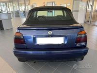 Usata VW Golf Cabriolet 75 CV (55 kW) 1994 Blu/azzurro Cabrio