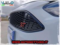 Usata Ford Focus ST-Line 140 CV (102 kW) 2018 Bianco Berlina