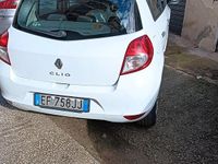 Usata Renault Clio III 101 CV (74 kW) 2010 Bianco Utilitaria