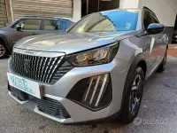 Usata Peugeot 2008 Allure 101 CV (74 kW) 2025 Bianco SUV