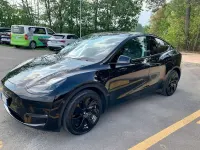 Usata Tesla Model Y 189 kW (258 CV) 2023 Nero SUV