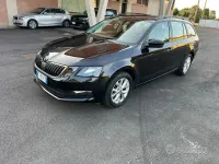Usata Skoda Octavia G-TEC Executive 110 CV (80 kW) 2017 Nero Station wagon