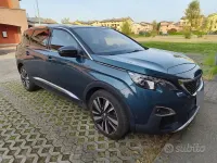 Usata Peugeot 5008 120 CV (88 kW) 2017 Verde Berlina