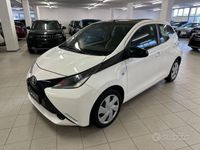 Usata Toyota Aygo Cool 69 CV (50 kW) 2017 Bianco Utilitaria