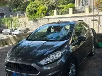 Usata Ford Fiesta 60 CV (44 kW) 2016 Grigio Utilitaria