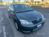 Usata Toyota Corolla 97 CV (71 kW) 2004 Grigio Berlina