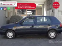 Usata VW Golf III 54 CV (39 kW) 1995 Blu Berlina