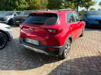 Usata Kia Stonic Style 82 CV (60 kW) 2021 Nero SUV