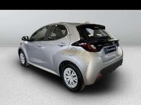 Usata Toyota Yaris Hybrid Active 92 CV (67 kW) 2025 Silver met Berlina