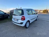 Usata Renault Modus 75 CV (55 kW) 2012 Bianco Monovolume