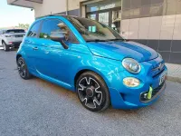 Usata Fiat 500 Lounge 105 CV (77 kW) 2016 Blu/azzurro Utilitaria