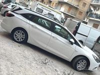 Usata Opel Astra 101 CV (74 kW) 2016 Berlina