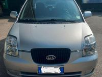 Usata Kia Picanto 61 CV (44 kW) 2007 Grigio Utilitaria