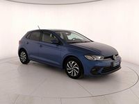 Usata VW Polo Life 95 CV (69 kW) 2023 Reef blue metallizzato Utilitaria