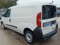 Usata Fiat Doblò Lounge 95 CV (69 kW) 2021 Bianco Monovolume