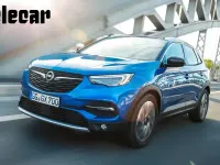 Usata Opel Grandland X Ultimate 131 CV (96 kW) 2019 Bianco SUV