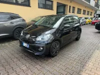 Begagnad VW up! high up! 75 HK (55 kW) 2018 Svart Halvkombi