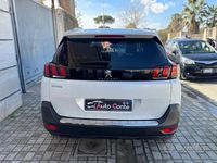 Usata Peugeot 5008 Allure 130 CV (95 kW) 2023 Bianco SUV