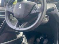 Usata Peugeot 208 68 CV (50 kW) 2015 Blu Utilitaria
