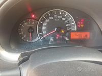 Usata Nissan Micra 80 CV (58 kW) 2013 Grigio Berlina