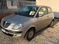 Usata Lancia Ypsilon 70 CV (51 kW) 2005 Grigio Utilitaria