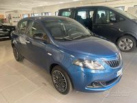 Usata Lancia Ypsilon Gold 69 CV (50 kW) 2021 Other Utilitaria
