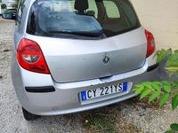 Usata Renault Clio II 98 CV (72 kW) 2006 Grigio Utilitaria