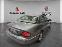 Usata Jaguar X-type Executive 196 CV (144 kW) 2003 Grigio Berlina
