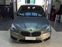 Usata BMW 218 150 CV (110 kW) 2015 Bronzo Monovolume