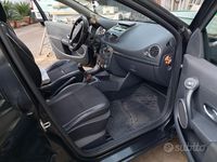 Usata Renault Clio II LE 86 CV (63 kW) 2007 Nero Berlina