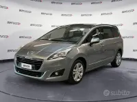 Usata Peugeot 5008 Allure 120 CV (88 kW) 2016 Grigio Monovolume