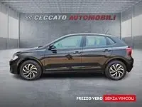 Usata VW Polo Life 95 CV (69 kW) 2023 Nero Utilitaria
