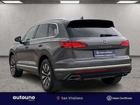 Begagnad VW Touareg Elegance 231 HK (169 kW) 2023 Grå SUV