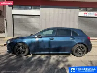 Usata Mercedes A180 Premium 116 CV (85 kW) 2022 Blu/azzurro Berlina