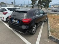Usata Mercedes A180 Business 109 CV (80 kW) 2015 Nero Berlina