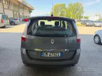 Usata Renault Scénic III Bose Edition 110 CV (80 kW) 2012 Grigio Monovolume