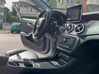 Usata Mercedes GLA220 177 CV (130 kW) 2016 Grigio SUV