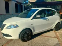 Usata Lancia Ypsilon 69 CV (50 kW) 2014 Bianco Utilitaria