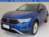 Usata VW T-Roc Life 110 CV (80 kW) 2024 Blu SUV