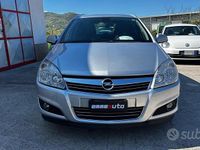Usata Opel Astra 110 CV (80 kW) 2010 Grigio Station wagon