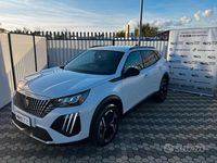 Usata Peugeot 2008 Allure 101 CV (74 kW) 2025 Bianco SUV