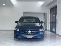 Usata Mercedes B180 Premium 116 CV (85 kW) 2019 Blu Utilitaria