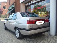 Usata Alfa Romeo 155 Super 150 CV (110 kW) 1996 Oro Berlina