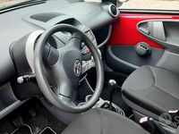 Usata Toyota Aygo 68 CV (50 kW) 2009 Rosso Utilitaria