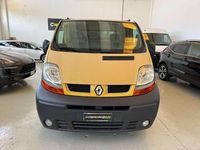 Occasion Renault Trafic 101 PK (74 kW) 2003 Geel MPV